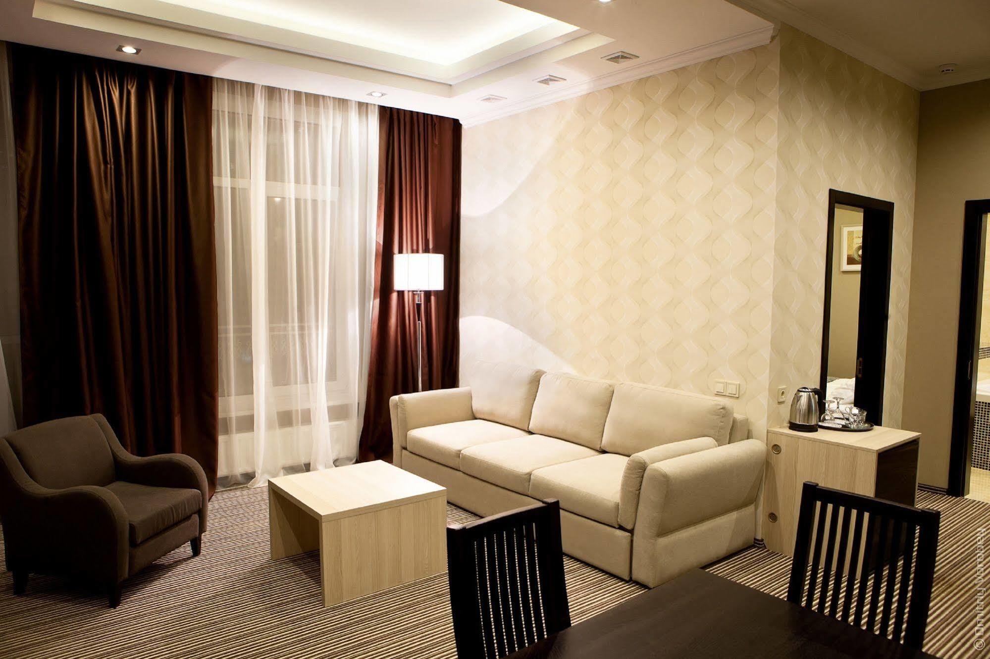Kiroff Hotel Κχαρκίβ Εξωτερικό φωτογραφία