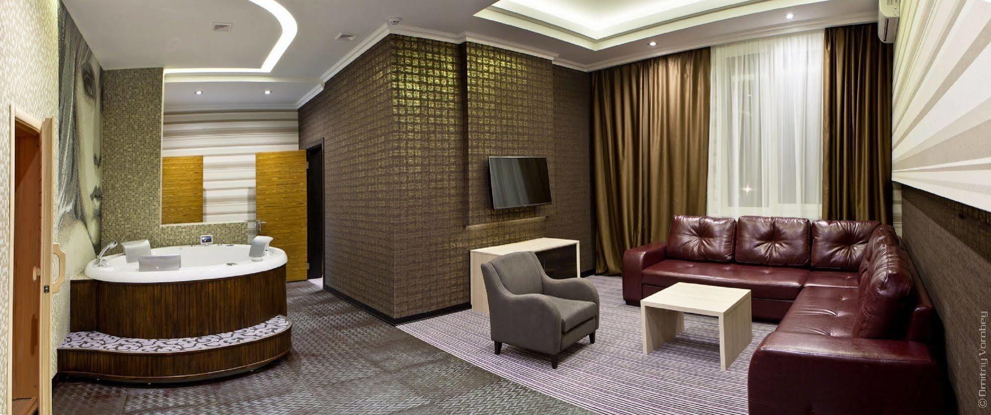 Kiroff Hotel Κχαρκίβ Εξωτερικό φωτογραφία